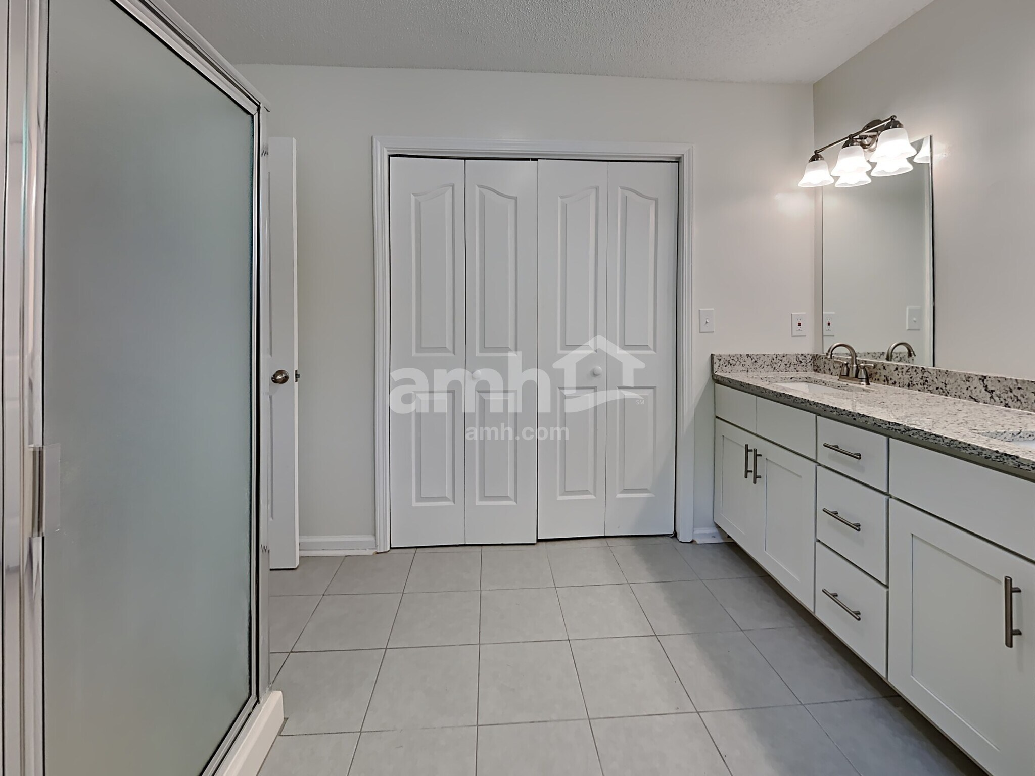 Building Photo - 2714 Cedar Bluff Dr