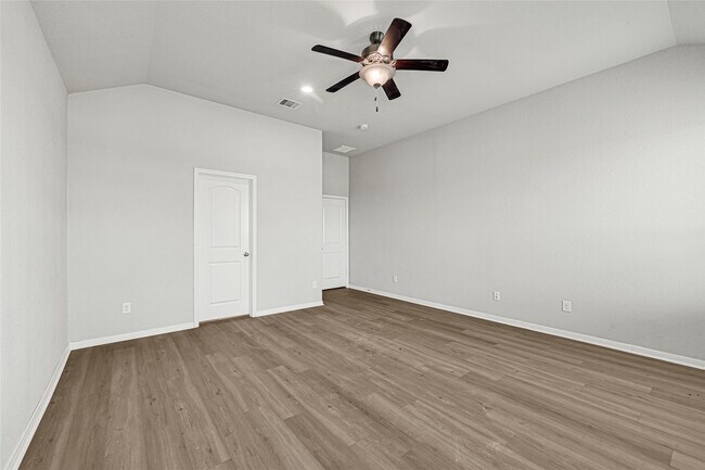 Building Photo - 4619 Grigio Pines Dr