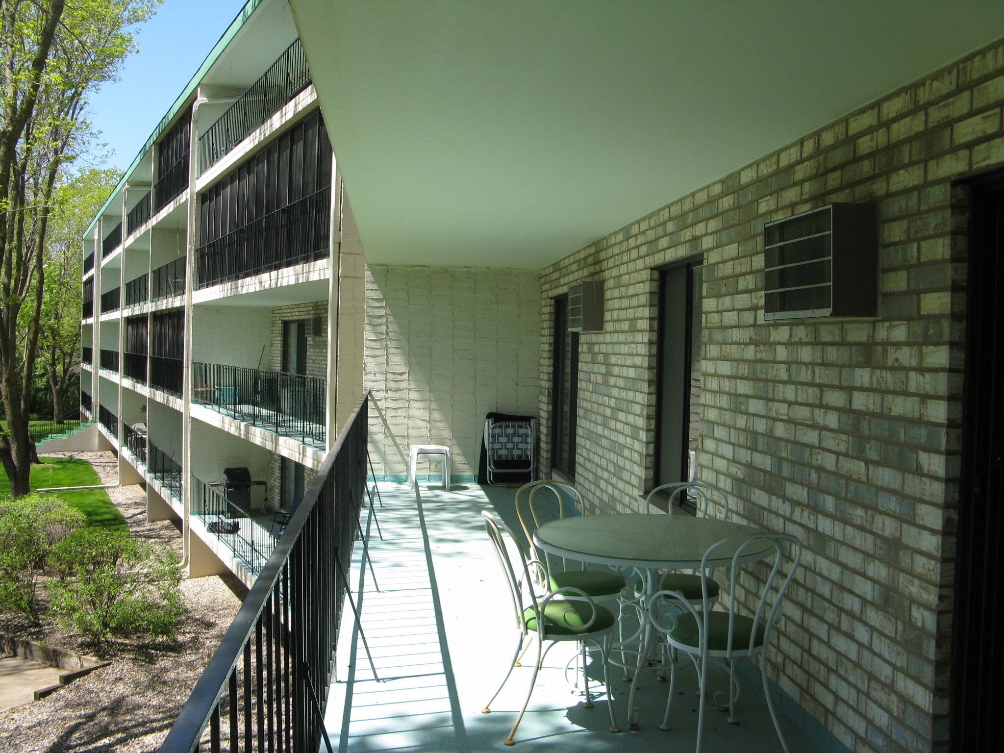 Balcony - 10531 Cedar Lk Rd S