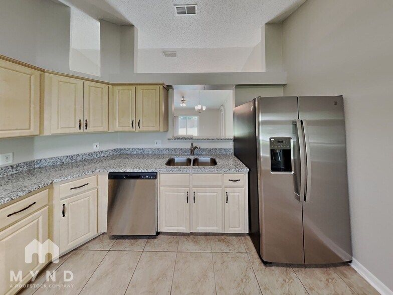 Building Photo - 1138 Kenworth Dr