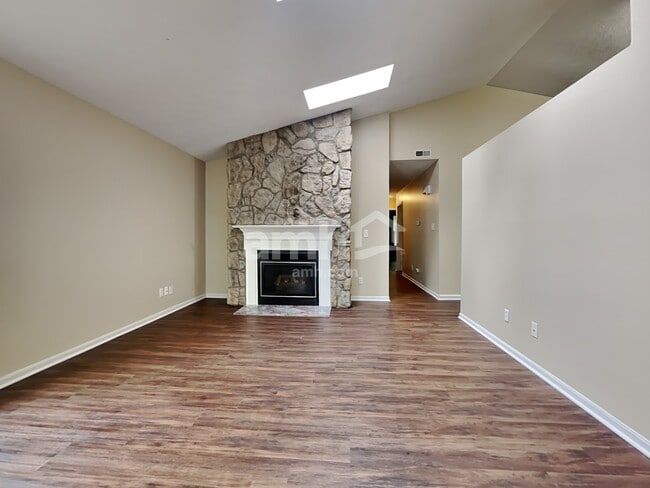 Building Photo - 2515 Bridgewood Dr