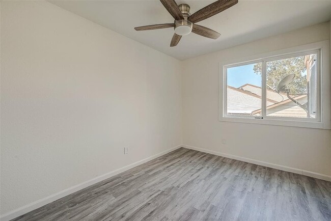 Building Photo - 12632 Newbrook Dr
