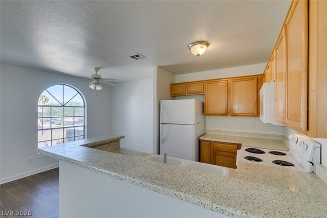 Building Photo - 2963 Juniper Hills Blvd