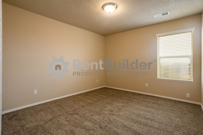 Building Photo - !!!WOW HOLIDAY SPECIAL!!!! JUST REDUCED!!!...