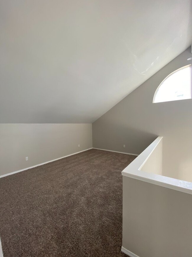 Building Photo - 1915 Cornell Ave