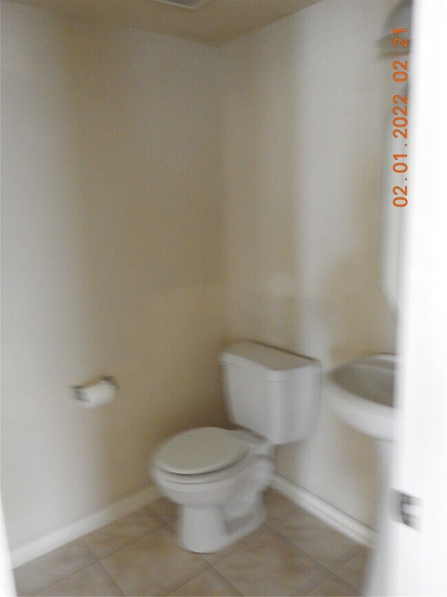 Building Photo - 24227 Silversmith Ln