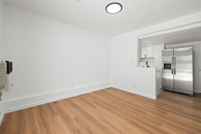Building Photo - 64 Lycett Cir