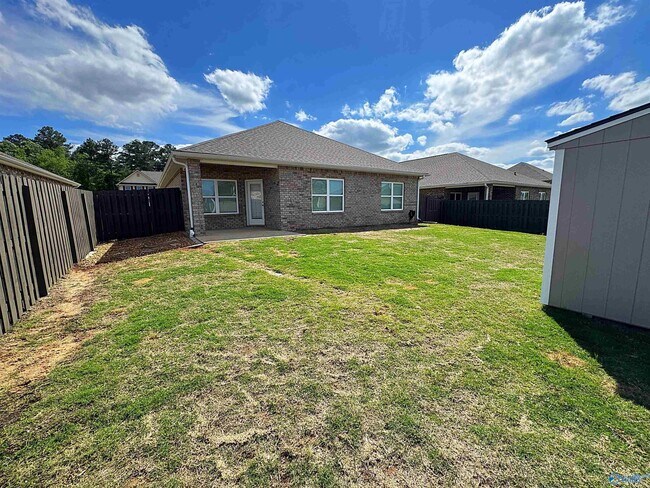 Building Photo - 29419 Canoe Cir NW