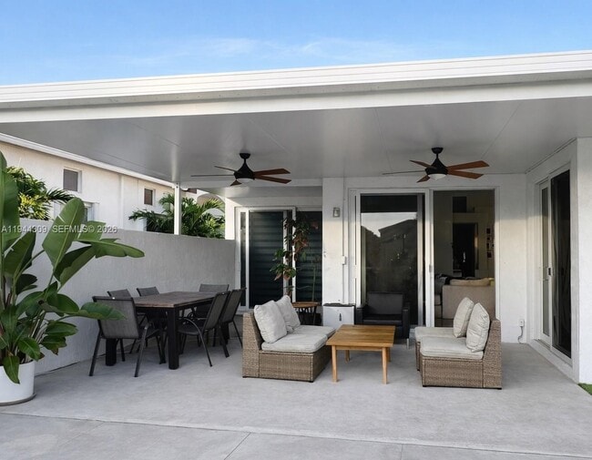 Building Photo - 3038 Marion Ave