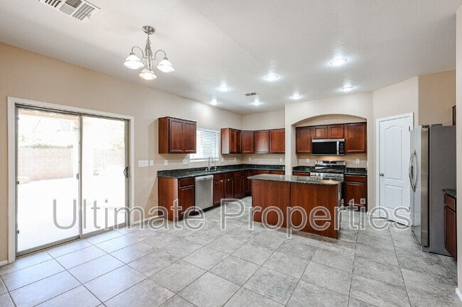 Building Photo - 4245 E Folgers Rd