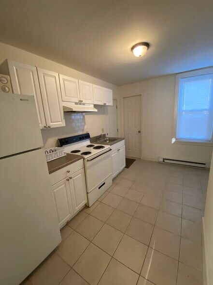 Building Photo - 1929 E Dauphin St