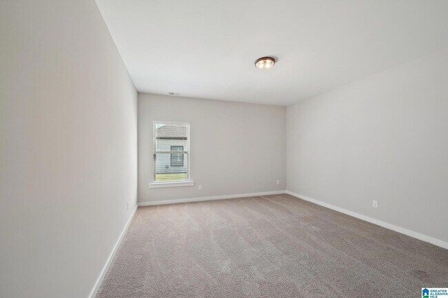 Building Photo - 439 Troubadour Ln