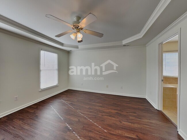 Building Photo - 905 Alba Rose Ln