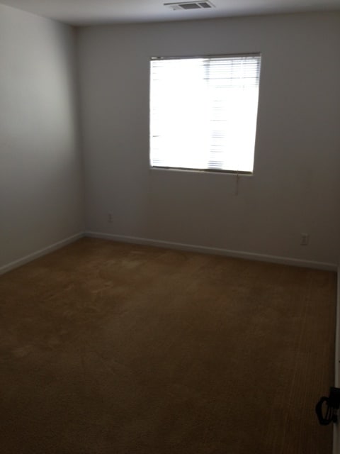 Building Photo - 2328 S Fallbrook Dr