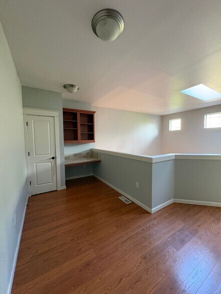 Building Photo - 3650 Summerlinn Dr