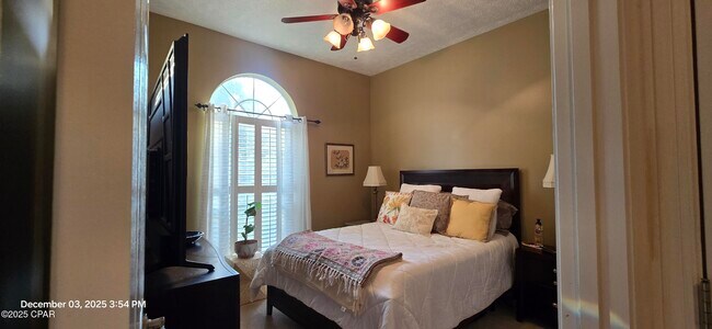 Building Photo - 4630 Delwood View Blvd