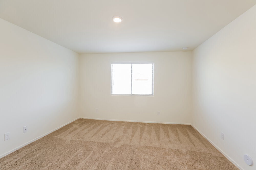 Building Photo - 25430 W Lamont Ave