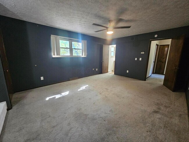 Building Photo - 6648 Kennerdown St
