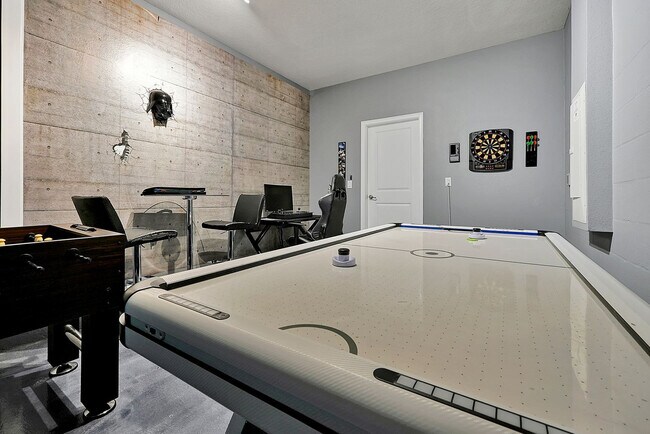 Building Photo - 5424 Solterra Cir