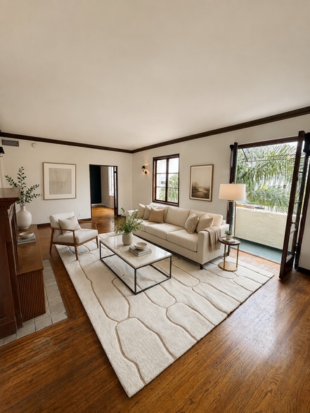 Interior Photo - Los Altos – A Legendary Residence at 4121 Wilshire Blvd