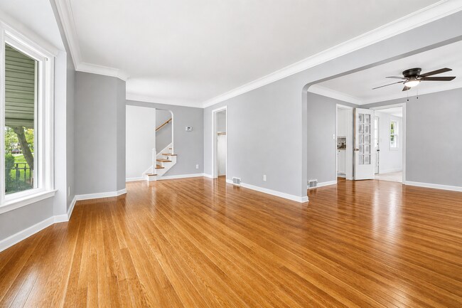 Building Photo - 3650 Lindholm Rd