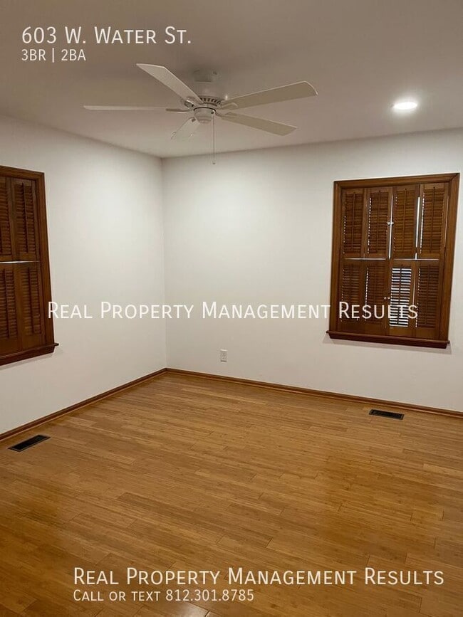 Building Photo - 603 W Water St