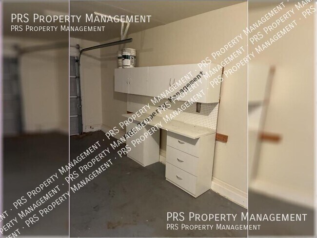 Building Photo - 1744 E Robin Ln