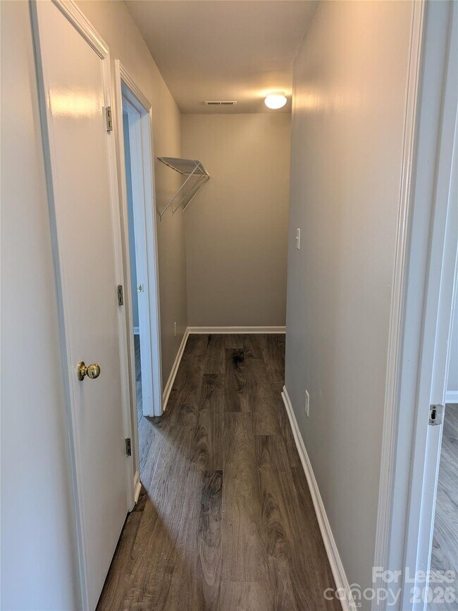 Building Photo - 187 Brantley Pl Dr