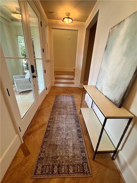 Building Photo - 81 Delmont Dr NE