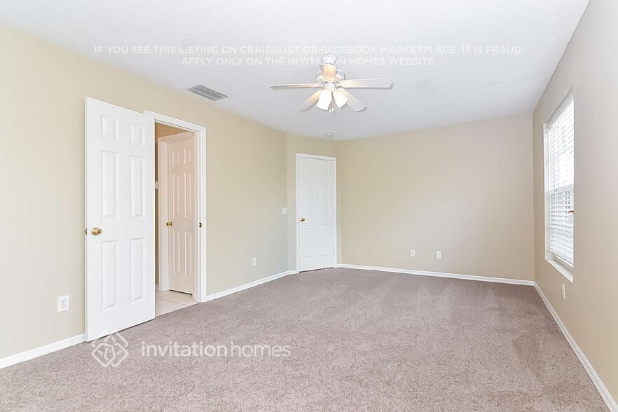 Building Photo - 15123 Heronglen Dr