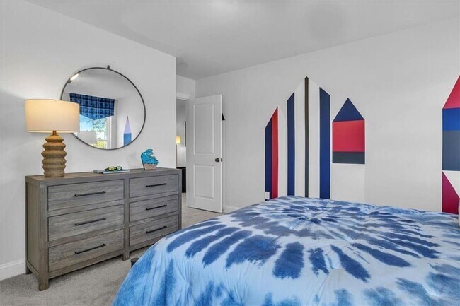 Building Photo - 75 Hickory Ln