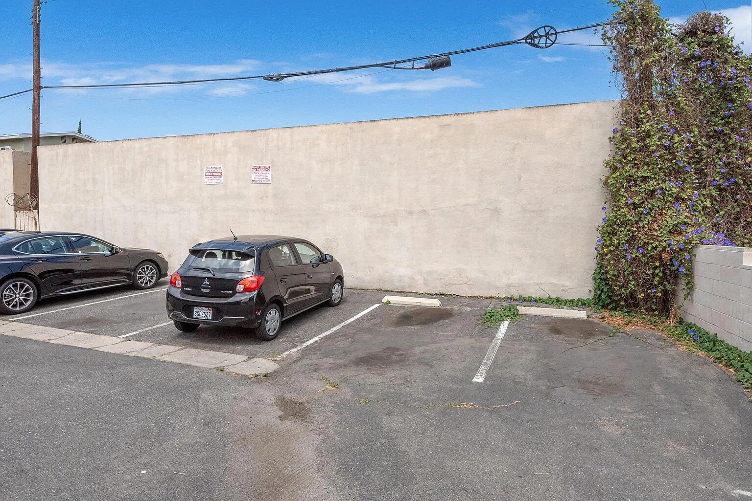 Building Photo - 4040 Grand View Blvd