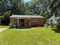 Building Photo - 1104 Dewey St