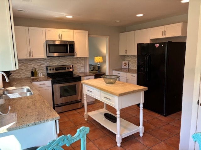 Building Photo - 747 Gypsy Ln