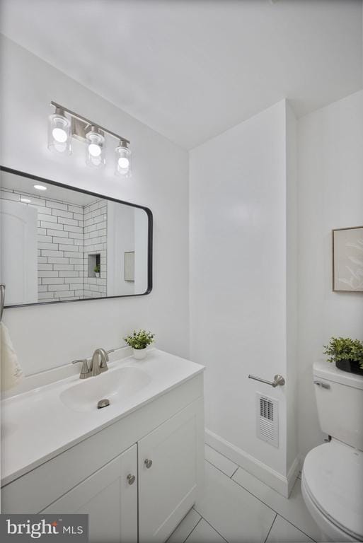 Building Photo - 328 S Macon St.