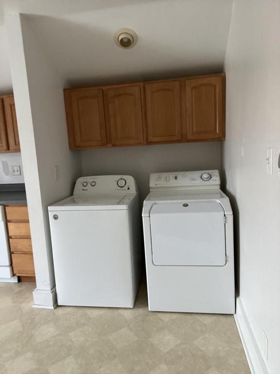 Building Photo - 415 Iowa Ave