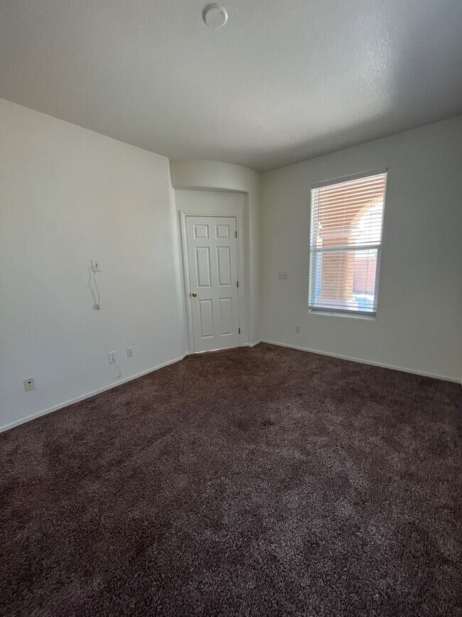 Building Photo - **COMING SOON 10/03/2025**4-Bedroom Home i...