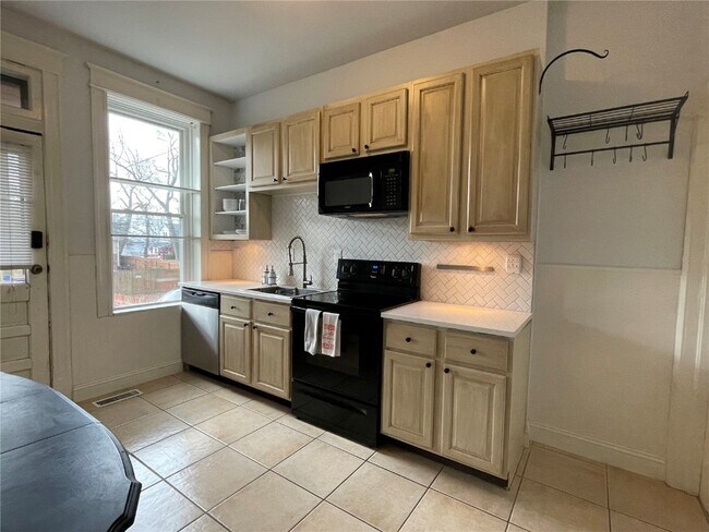 Building Photo - 4344 Connecticut St