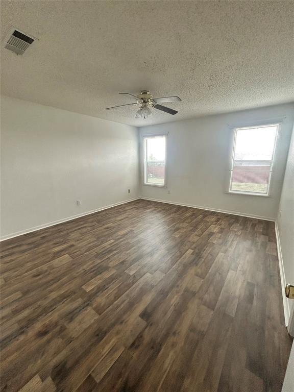 Building Photo - 4302 Janelle Dr