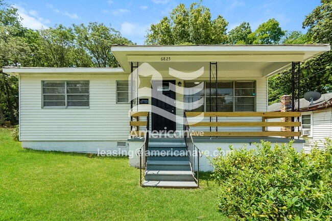 Primary Photo - 6825 6th Ave S