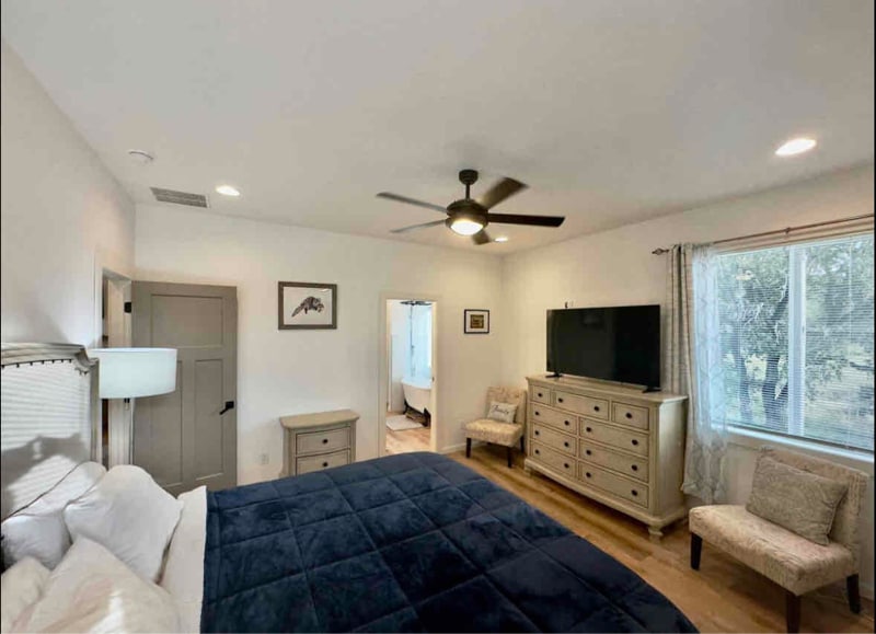 Building Photo - 17 Manley Ln