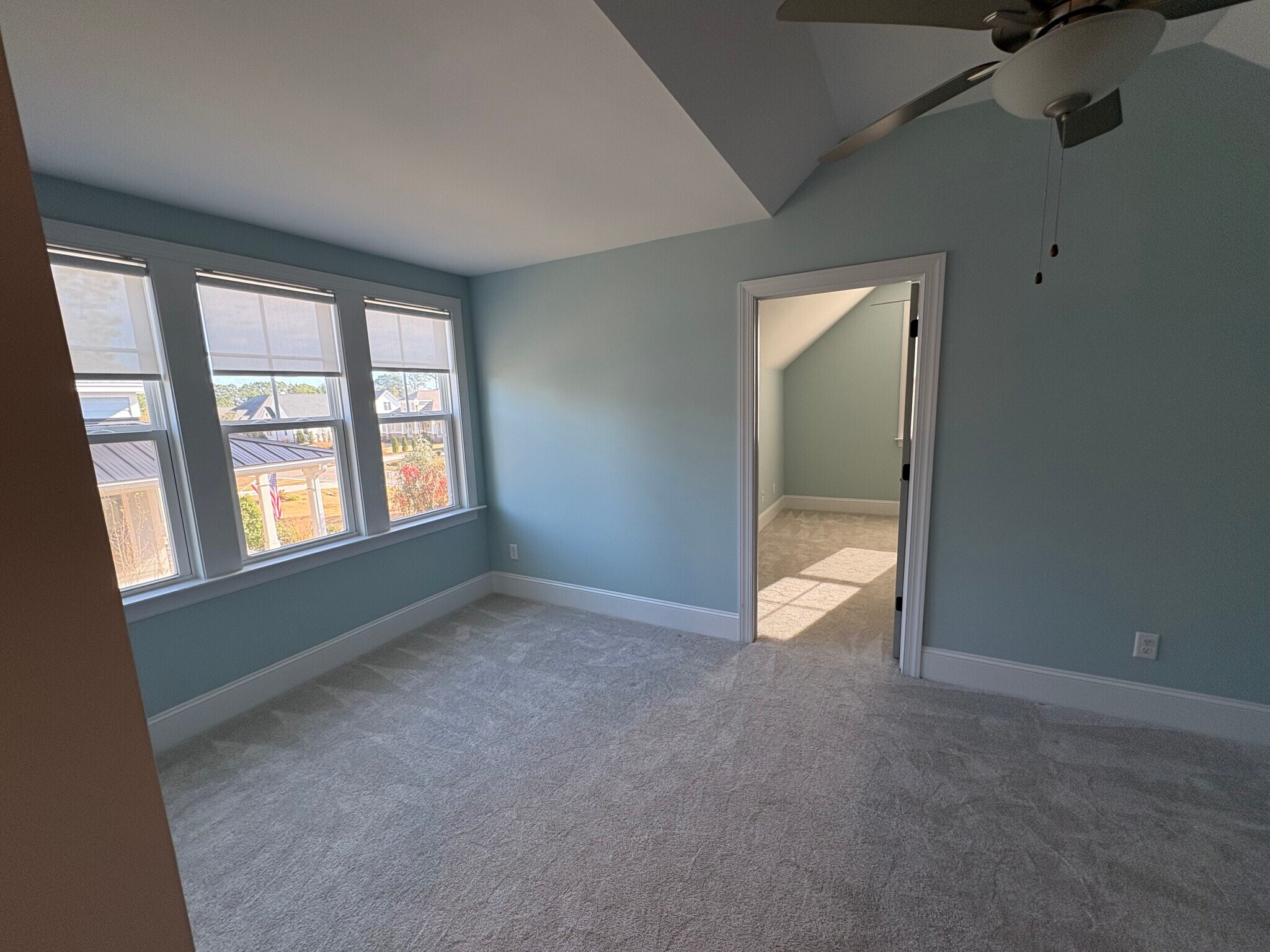 Building Photo - 729 Windemere Rd