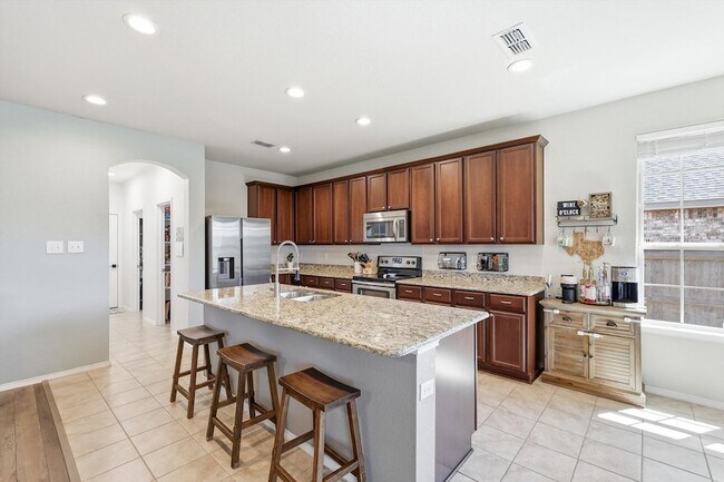 Building Photo - 253 Calvert St