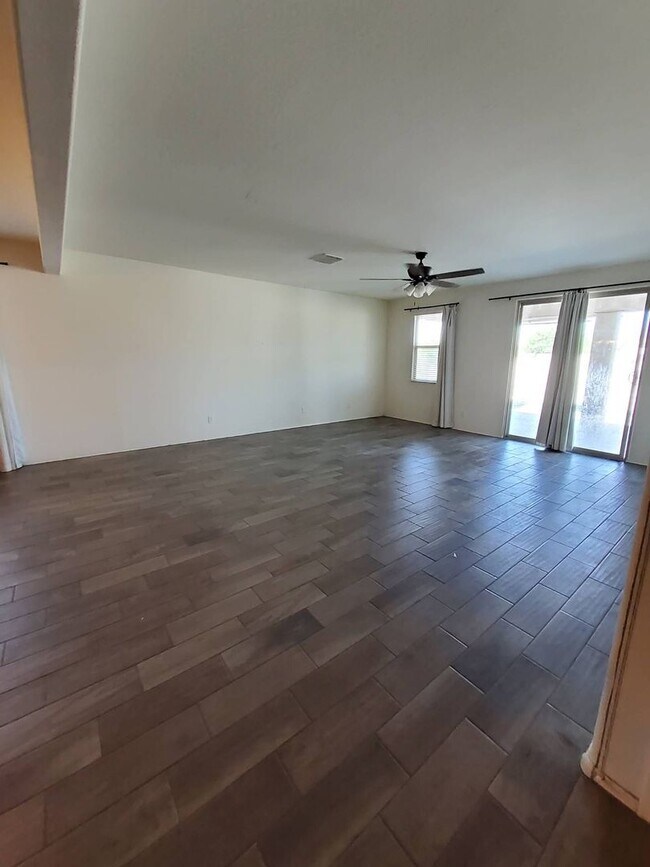Building Photo - Litchfield Park Beauty COMING SOON