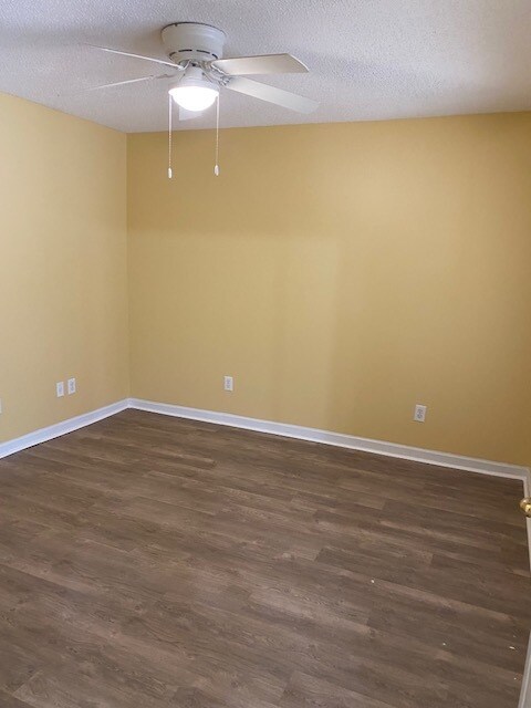 Building Photo - 225 Lawson Dr