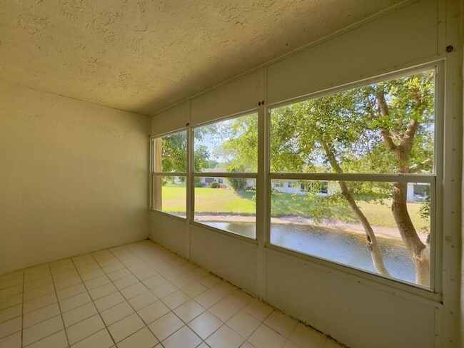 Building Photo - 2800 Fiore Way