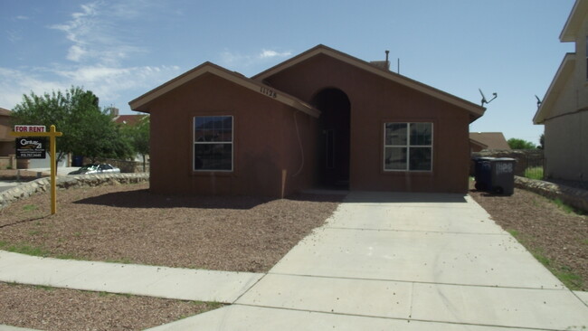 Primary Photo - Northeast El Paso 3 Bed