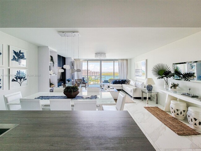 Building Photo - 400 Sunny Isles Blvd