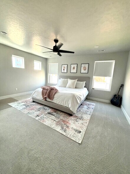 Building Photo - 2254 W Granite Arch Way