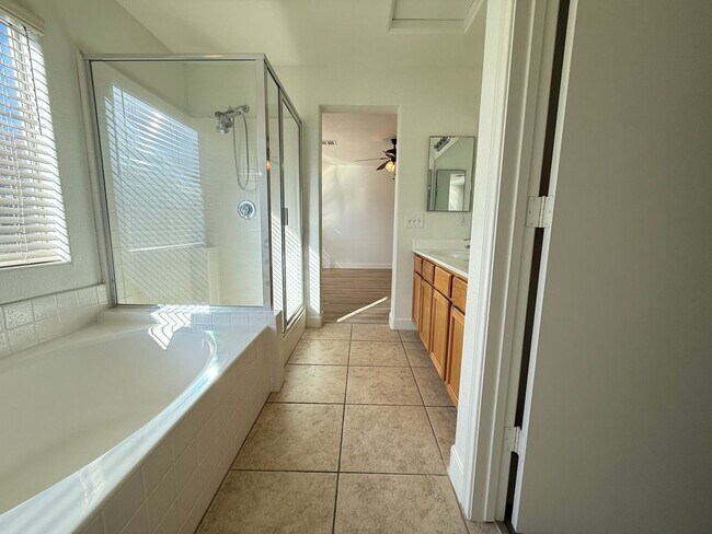 Building Photo - 8971 College Green St